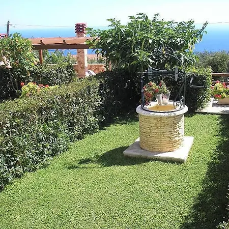 Nostimon Emar Apartment